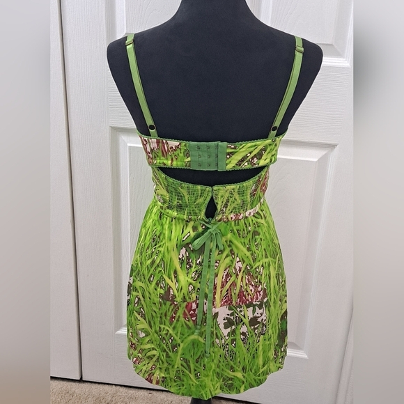 Anthropologie Silk Sculpted Green Grass Slip Dress     Size 2 - Picture 5 of 15